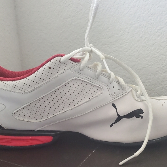 Puma  white shoes for men's size 10.5 - Picture 4 of 7